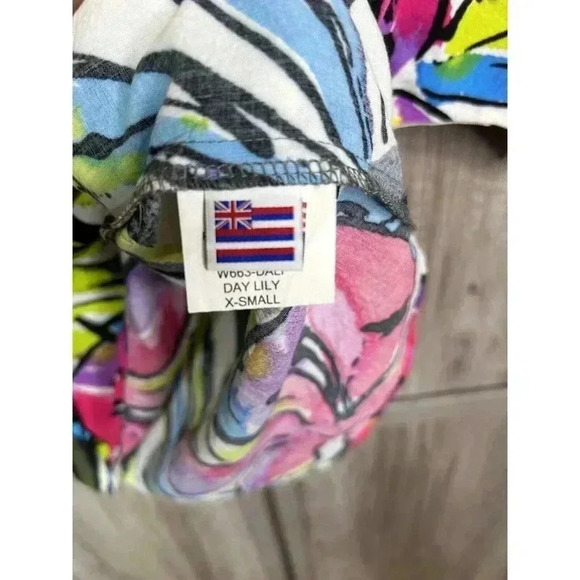 Jams World Top Sz XS Dali Floral Print Short Sleeves Scoop Neckline - Picture 5 of 9